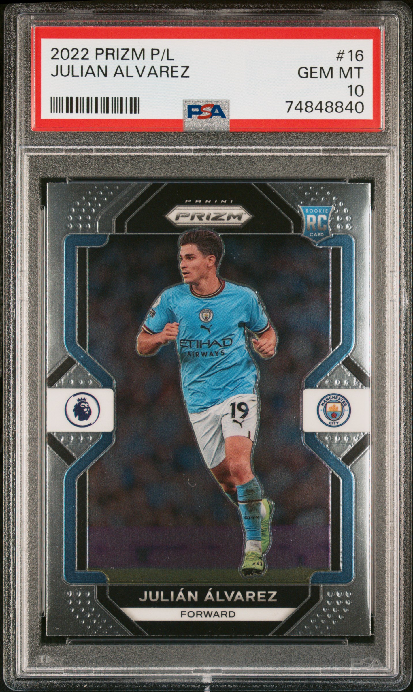 2022 Julian Alvarez Panini Prizm #16